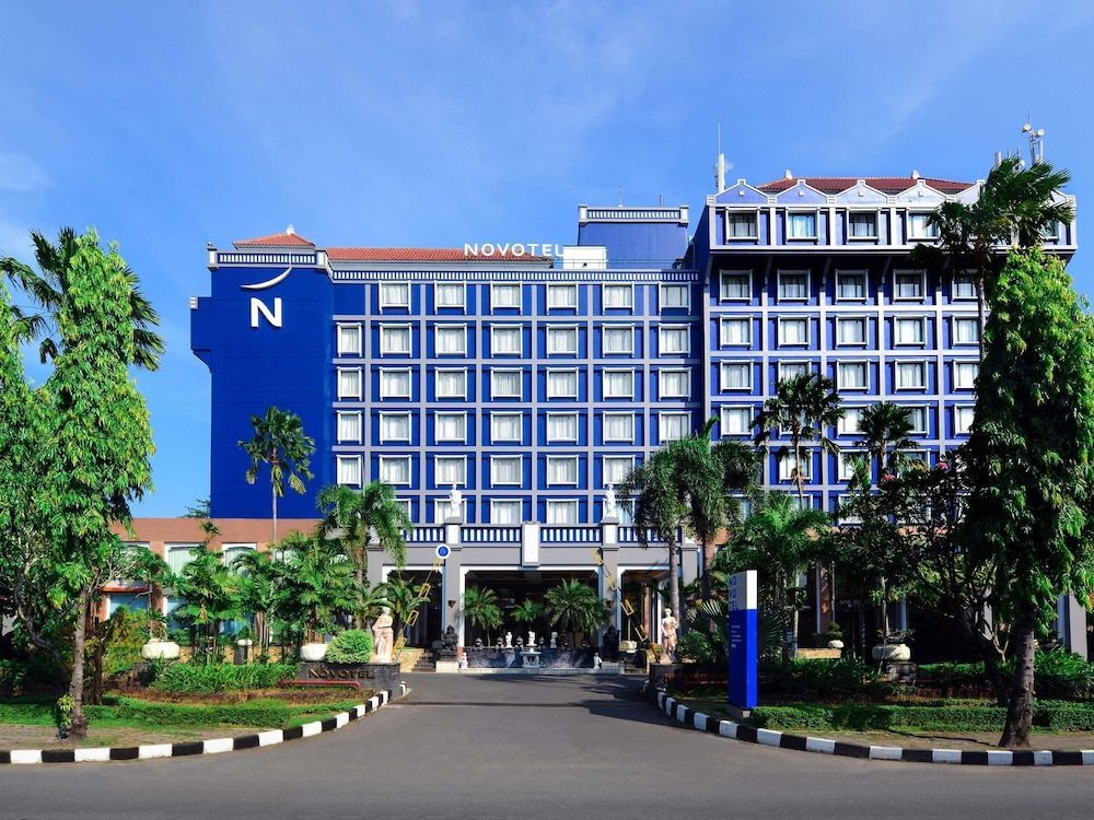 Novotel Solo 1