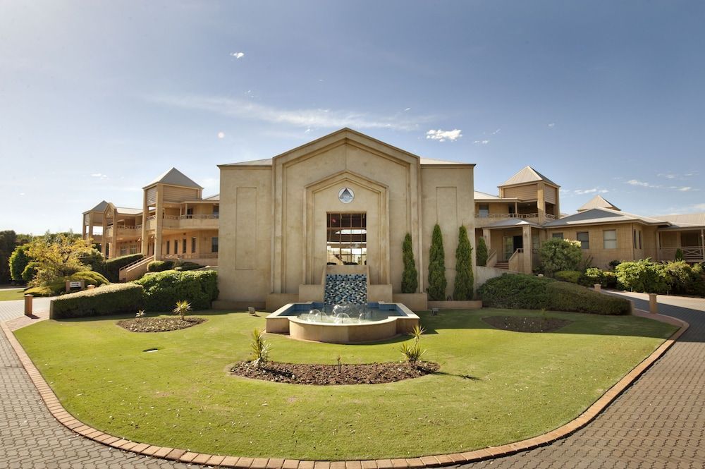 Abbey Beach Resort 1