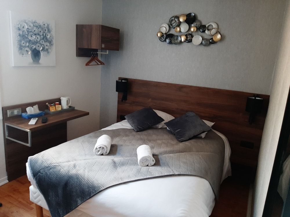 Hotel Le Rochegude 2