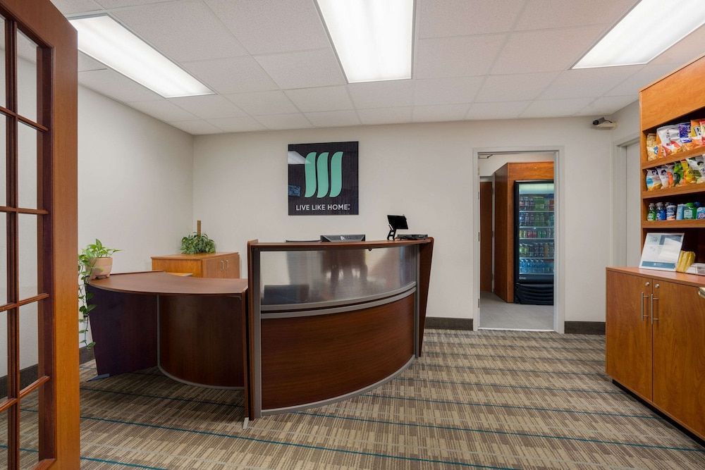 MainStay Suites Wilmington - University Area 2