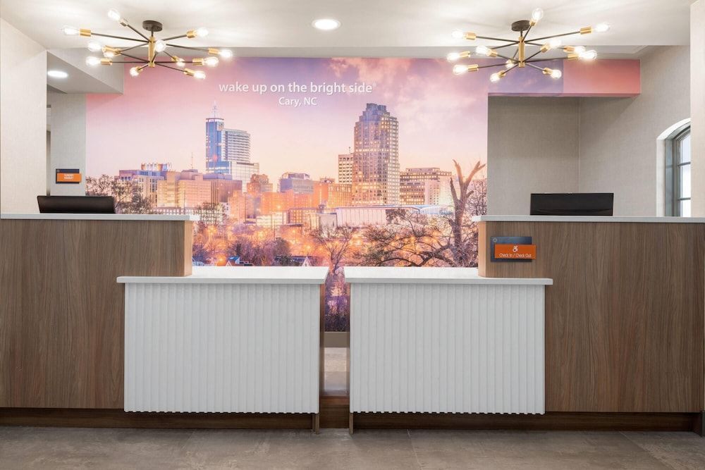 La Quinta by Wyndham Raleigh Cary 1