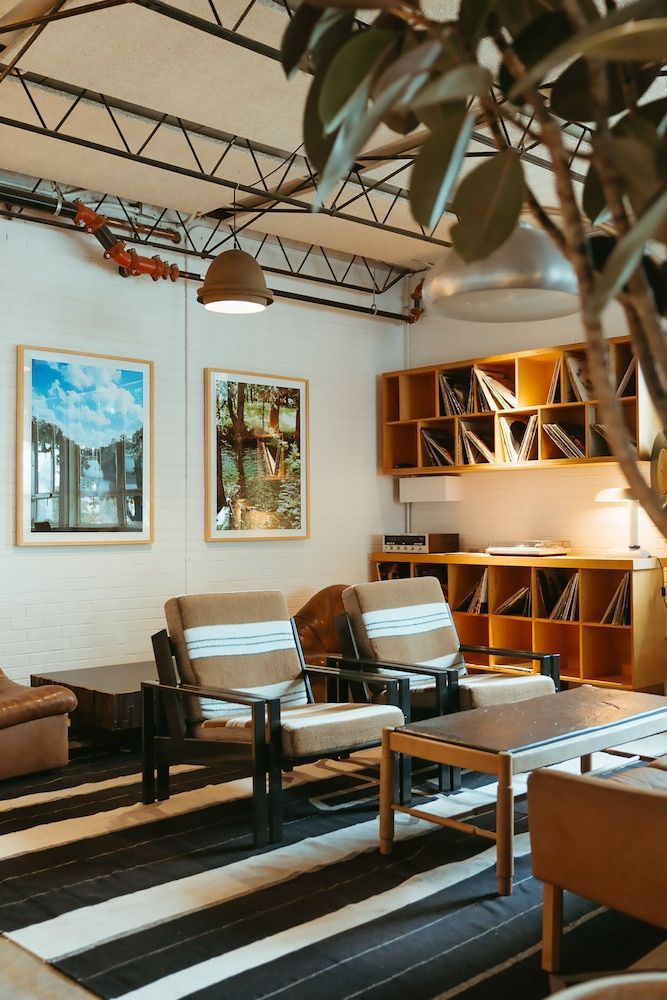 The Carpenter Hotel 2