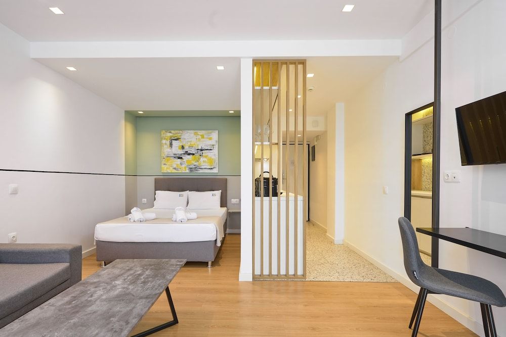 Elephant Suites 1