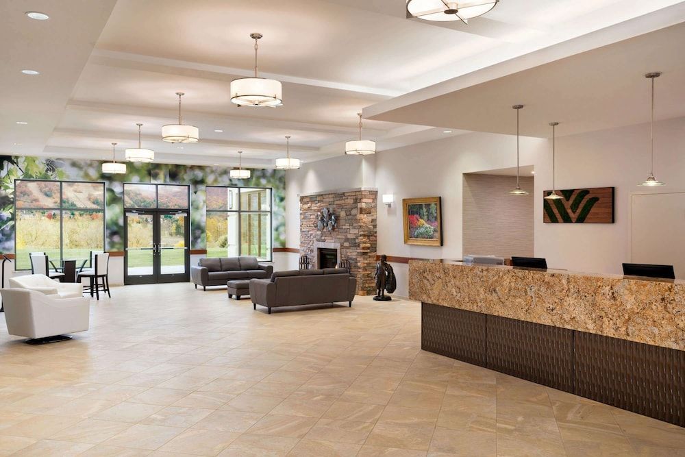 Wyndham Garden State College 2
