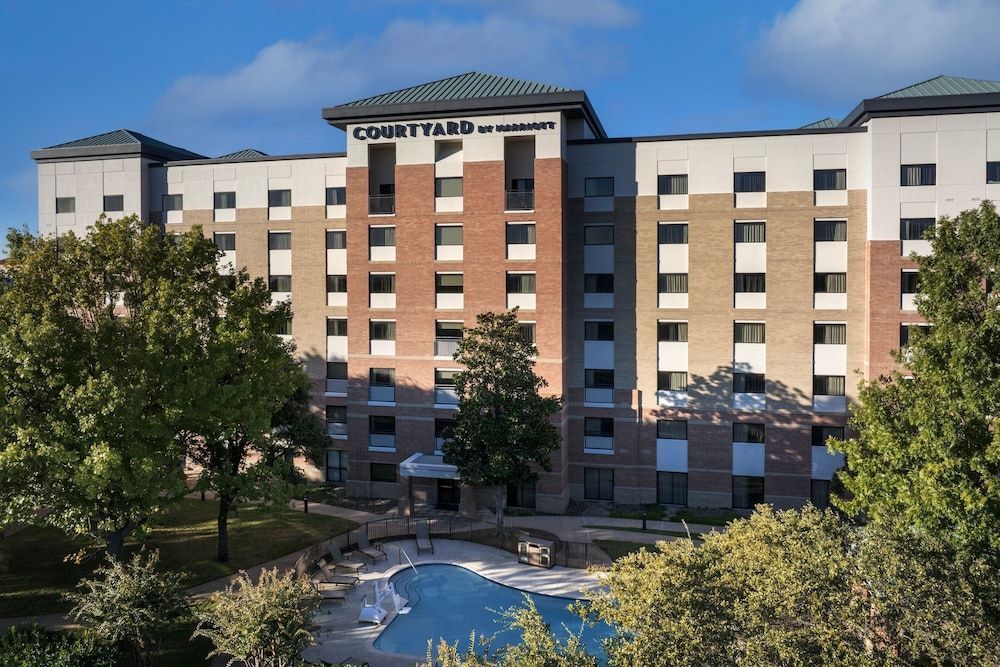 Courtyard Dallas Addison Quorum Drive 1