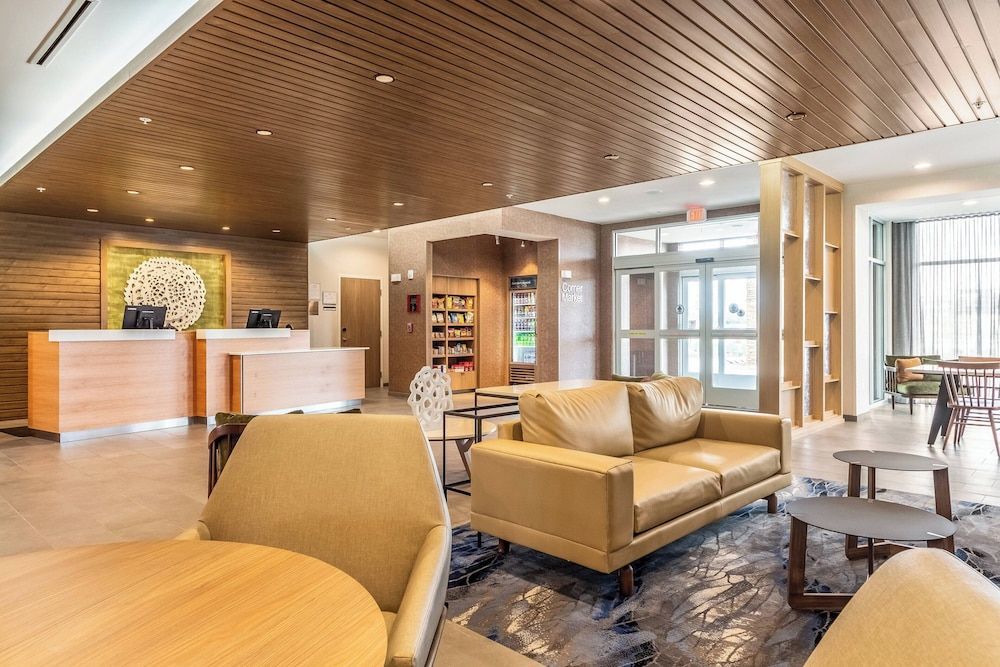 Fairfield Inn & Suites by Marriott Dallas DFW Airport North Coppell Grapevine 2
