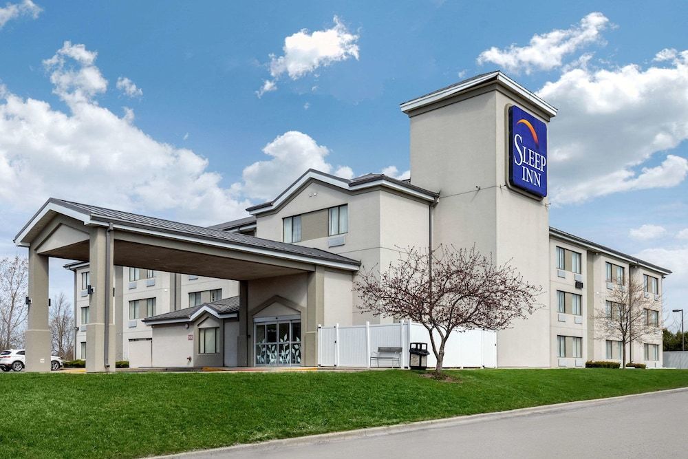 Sleep Inn near Great Lakes Naval Base 1