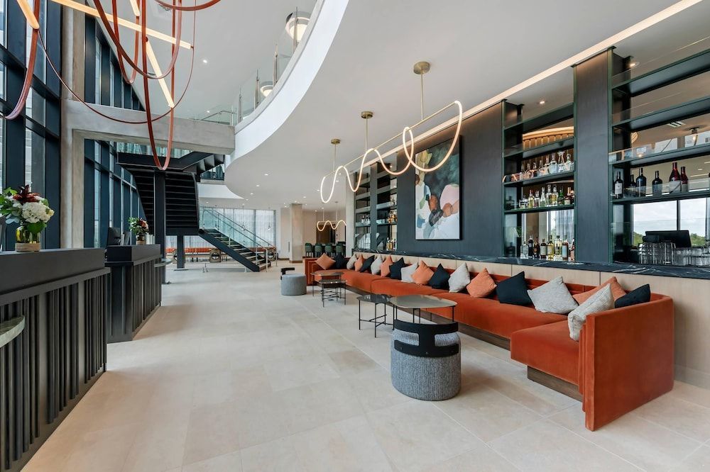 Cambria Hotel Austin Downtown 1