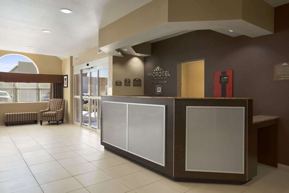 Microtel Inn & Suites by Wyndham Odessa TX 2