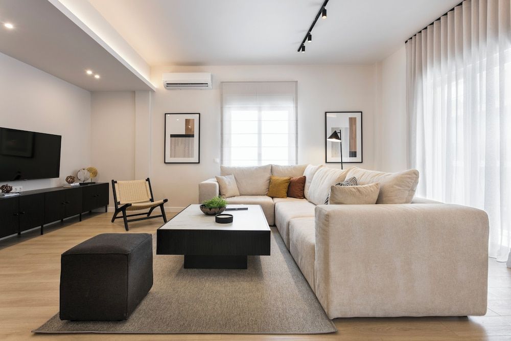 Athenian Modern & Luxury Apartments 1