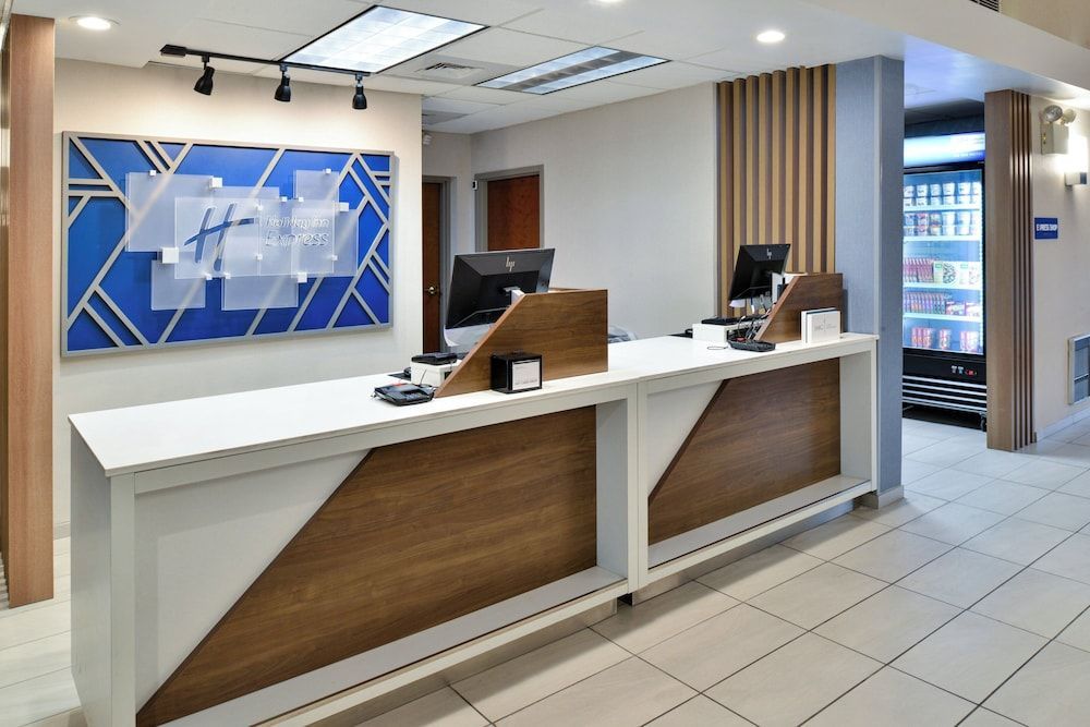 Holiday Inn Express LEWISBURG/NEW COLUMBIA by IHG 2