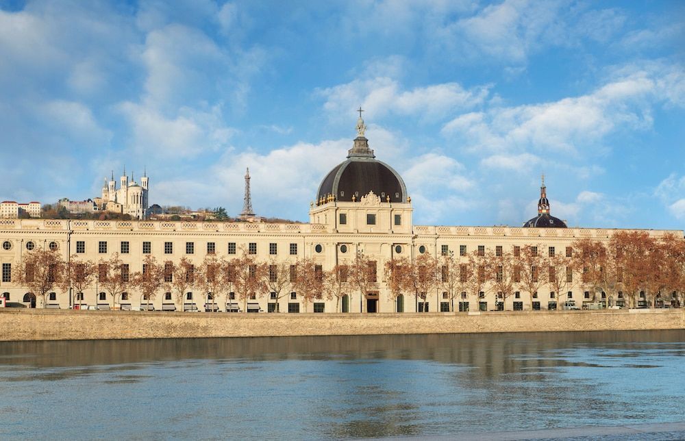 InterContinental Hotels LYON - HOTEL DIEU by IHG 1