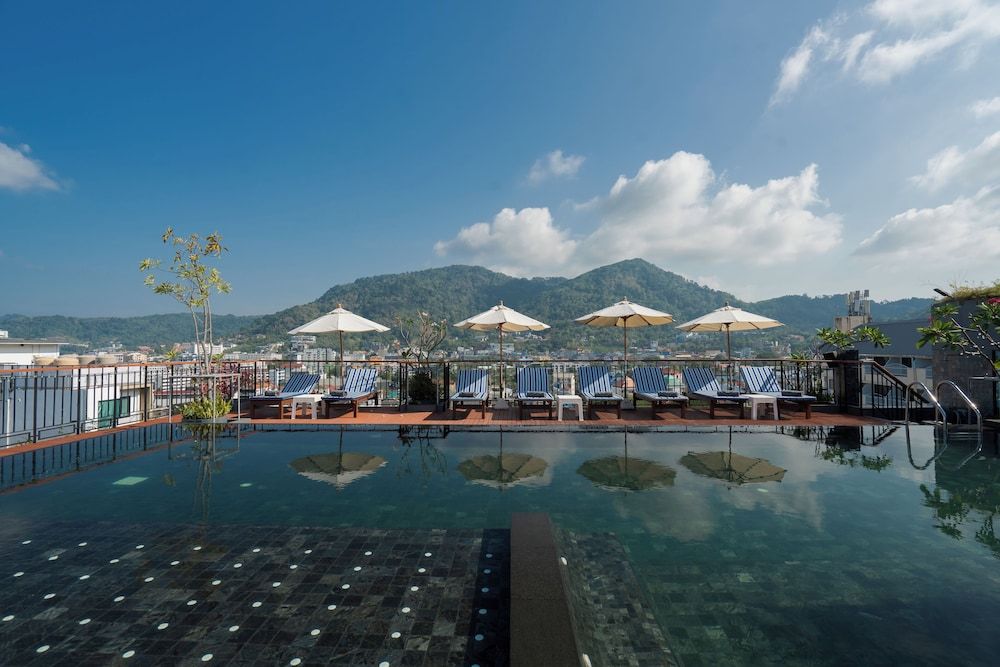 Rak Elegant Hotel Patong 1