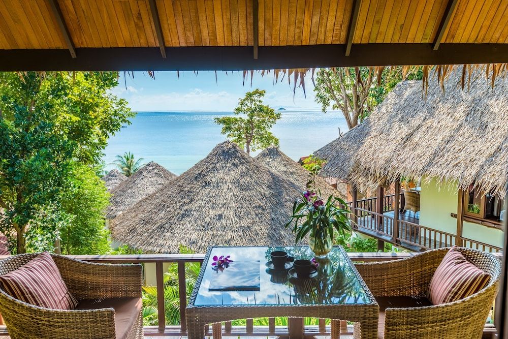 Beyond The Blue Horizon Boutique Bungalows 1