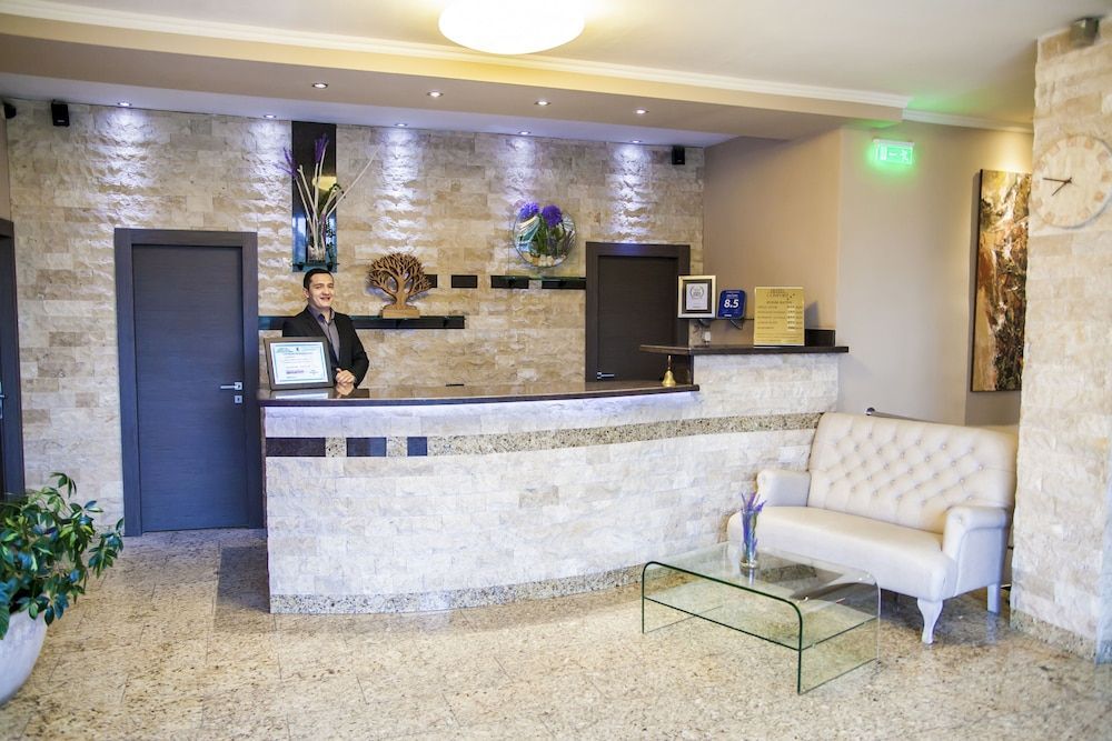 Hotel Confort 2