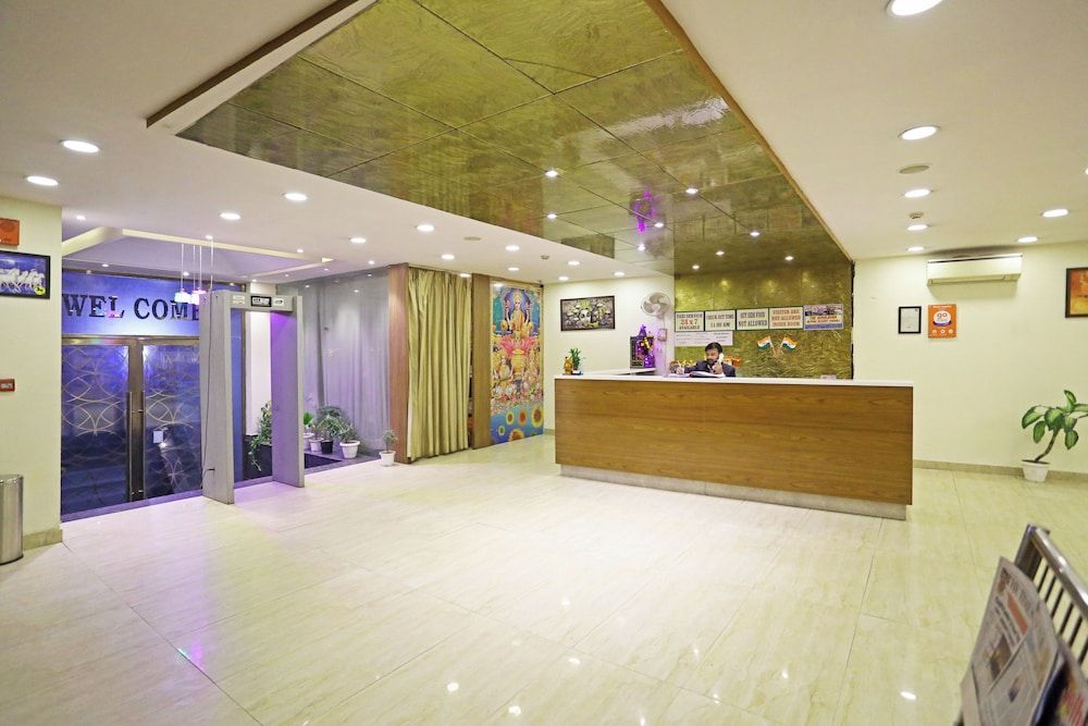 Hotel Grand Suites- Delhi Airport By D'Capitol 2