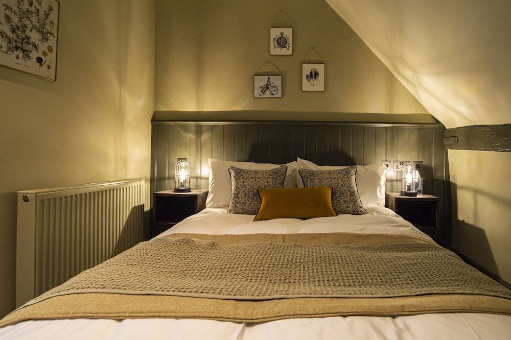 Kings Arms Hotel 1