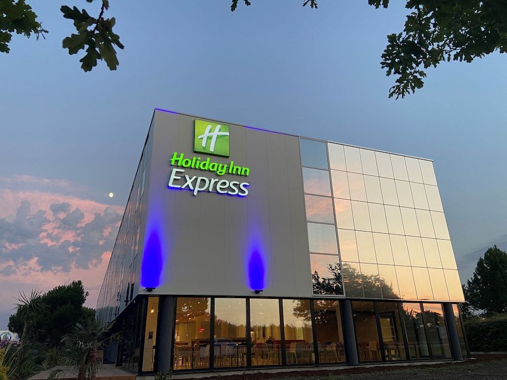 Holiday Inn Express ARCACHON - LA TESTE by IHG 1