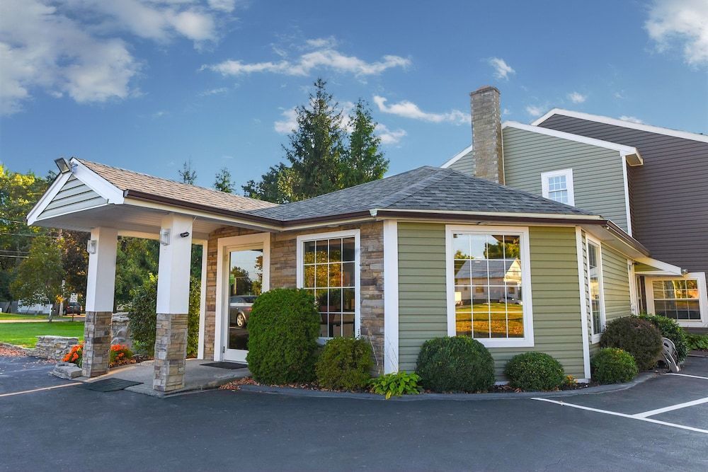 Capital Inn and Suites 1