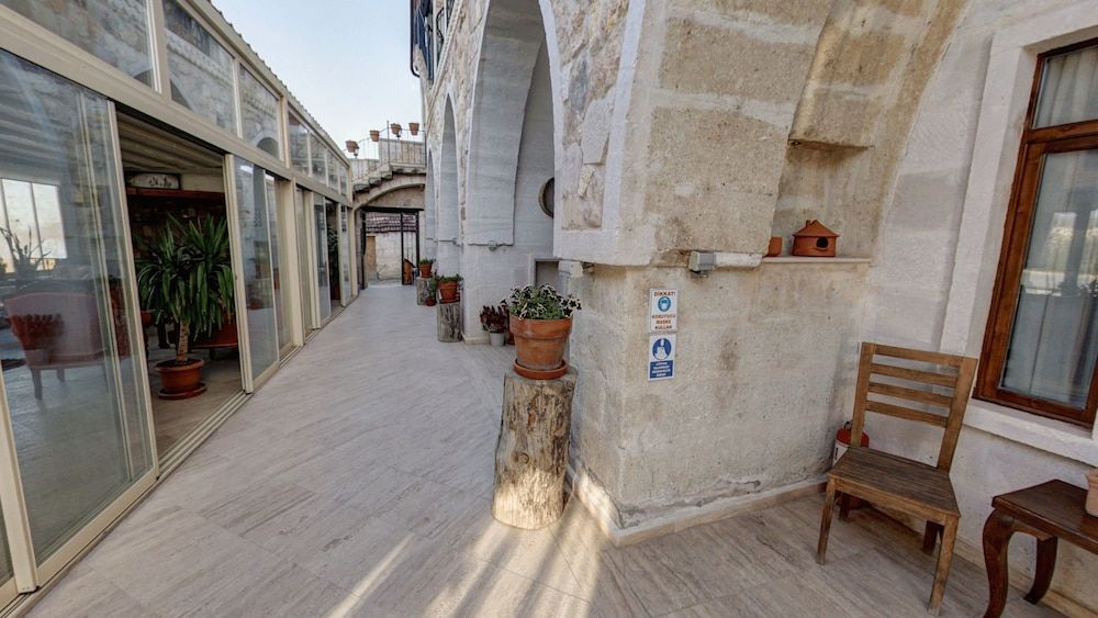 Hikmet's House 2
