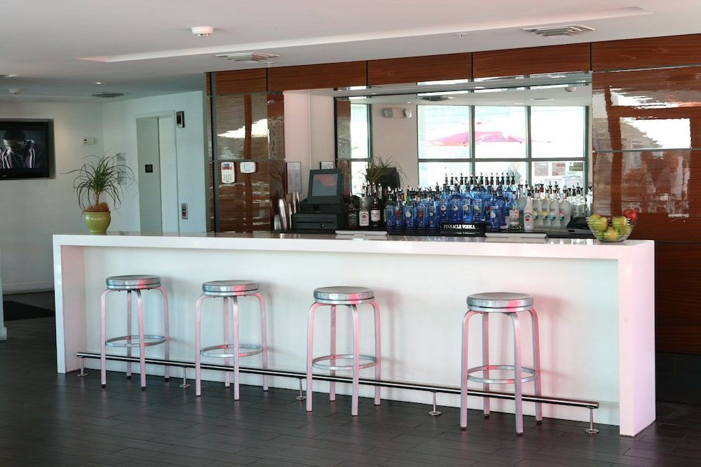 Heat Hotel 2