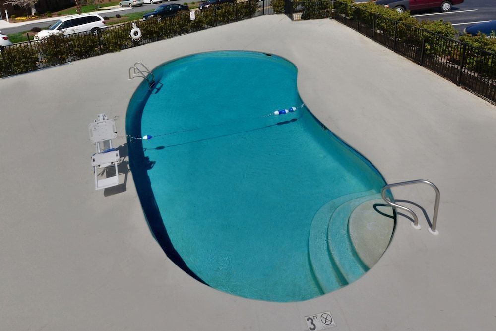 Holiday Inn Express LYNCHBURG by IHG 1