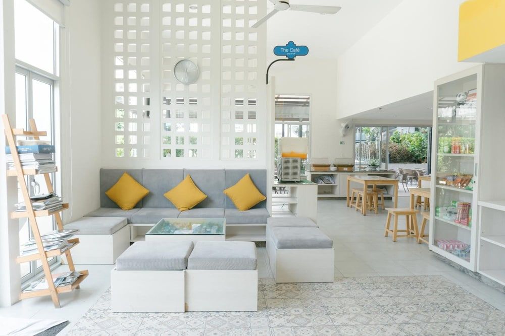 Recenta Suite Phuket Suanluang 2