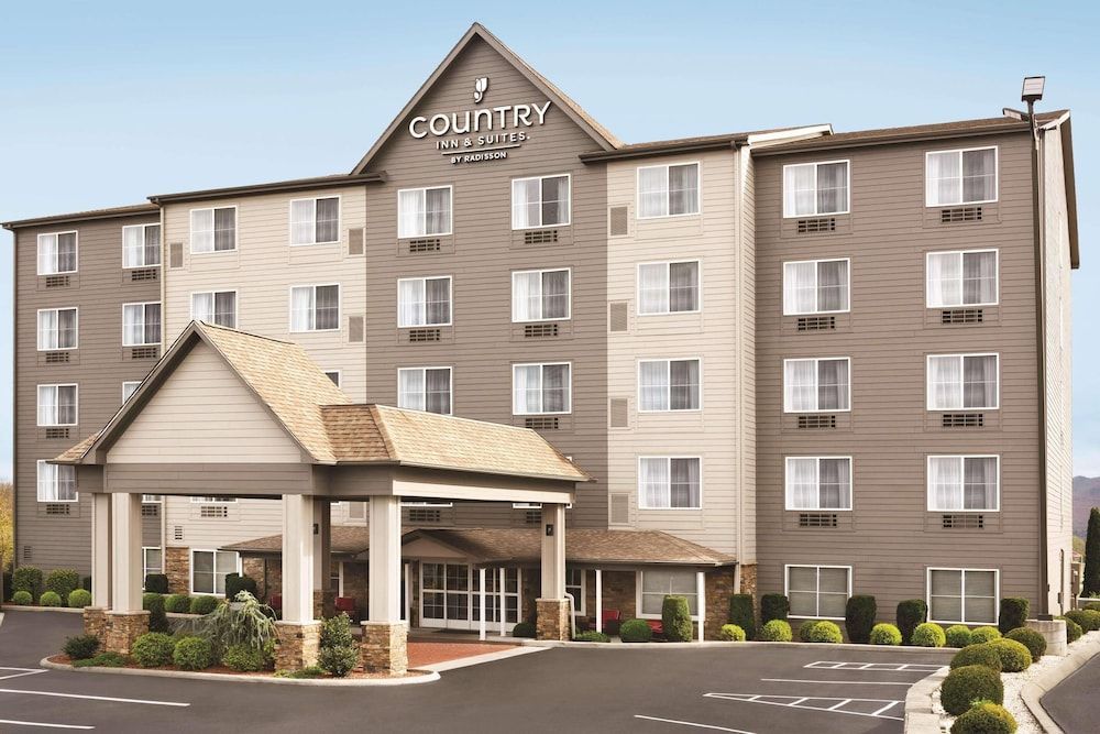 Country Inn & Suites by Radisson, Wytheville, VA 1