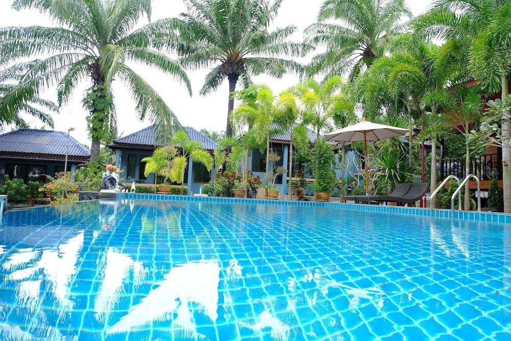 Palmthien Pool Villa Aonang 1