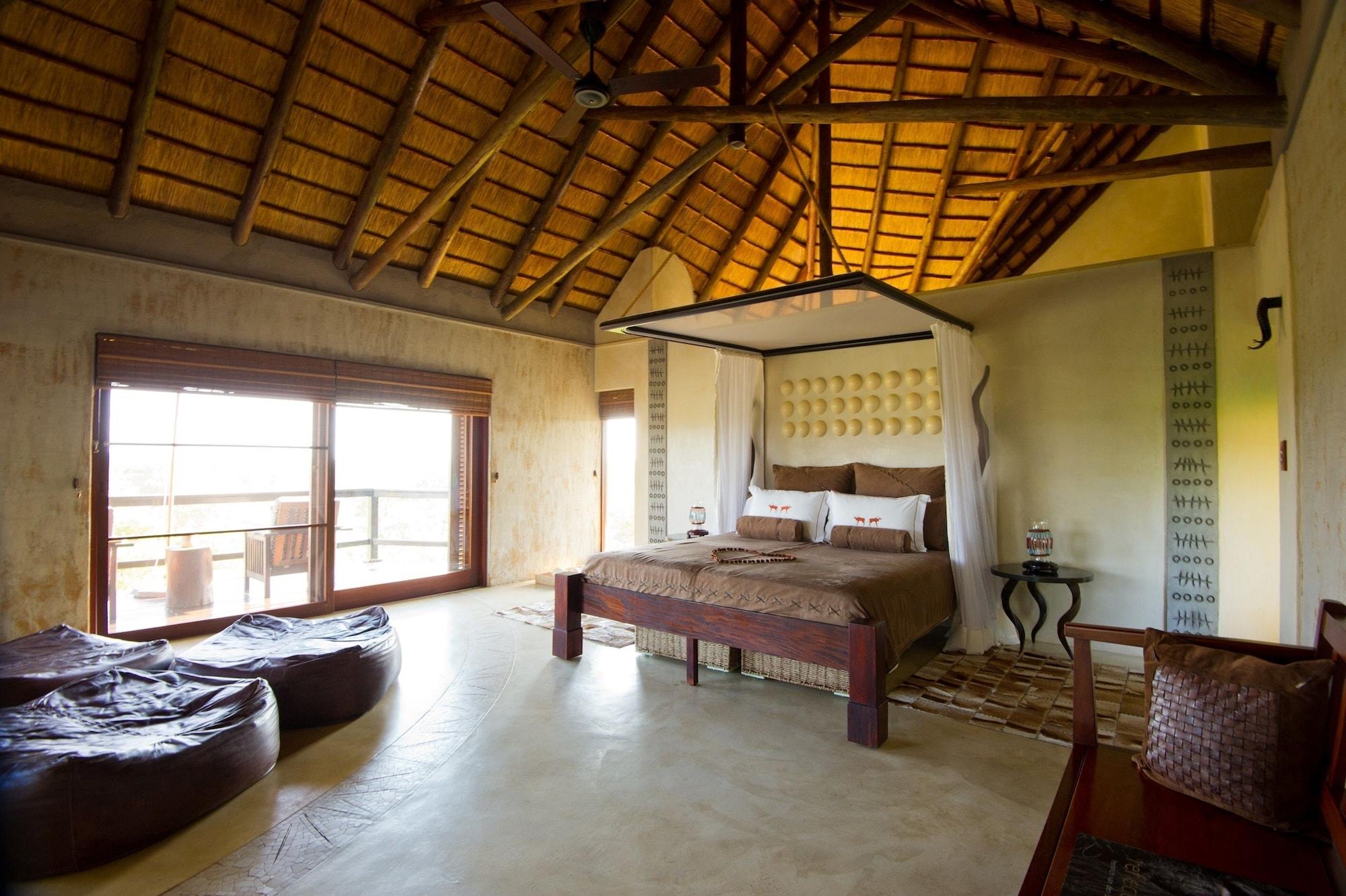 Makumu Private Game Lodge 2