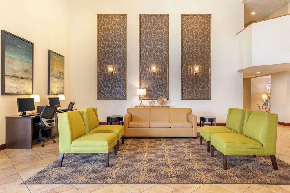 Best Western Plus West Covina Inn 2