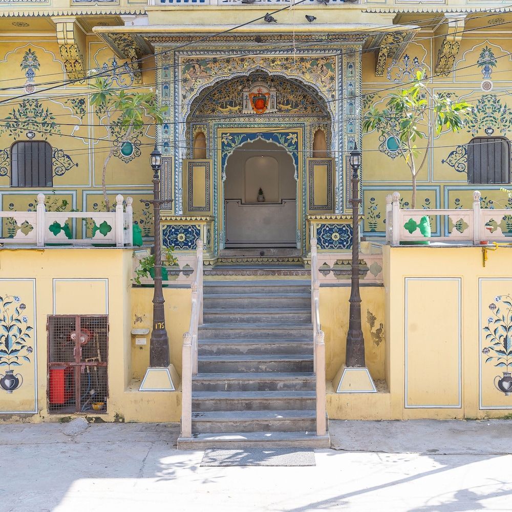 Bloom Boutique l Chelon Haveli 1