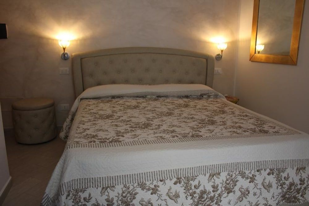 B&B Xenia 2