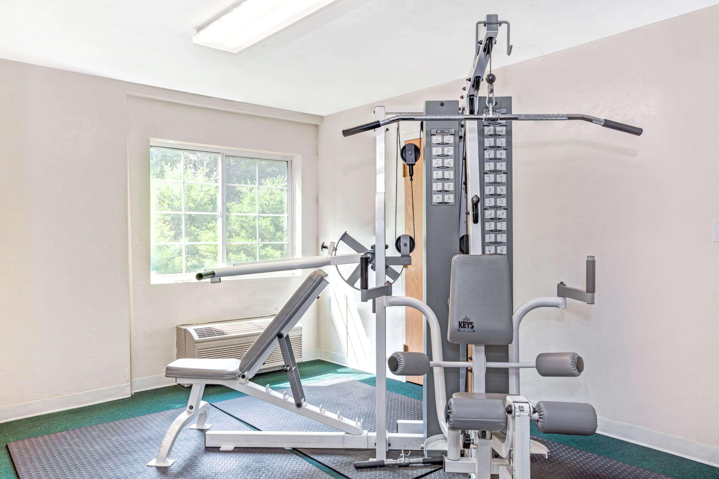 Sturbridge Plaza Hotel 2