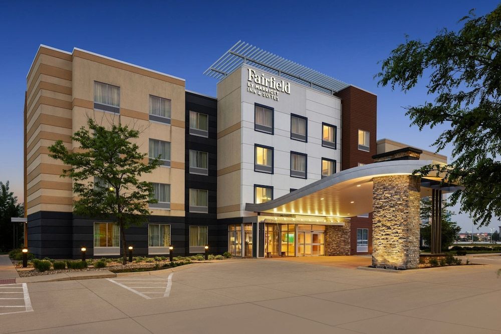 Fairfield Inn & Suites by Marriott Waterloo Cedar Falls 1