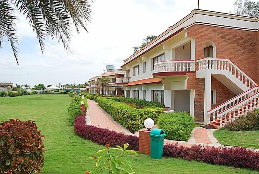 Ideal Beach Resort 1