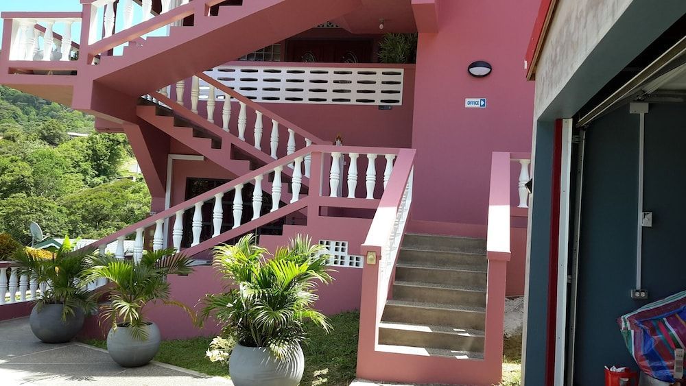 Top Ranking Hill View Guesthouse 2