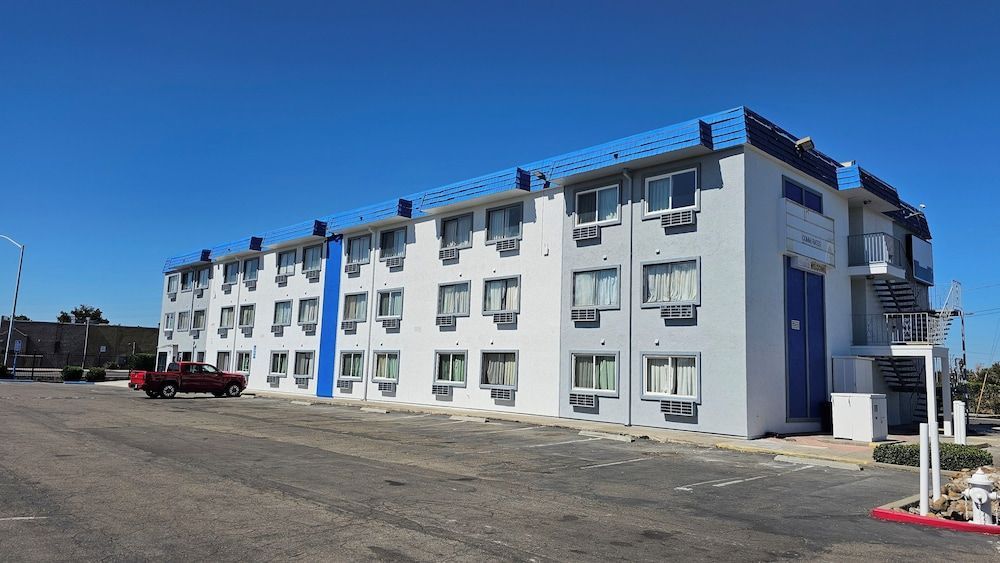 MetroParc 'nSuites 1