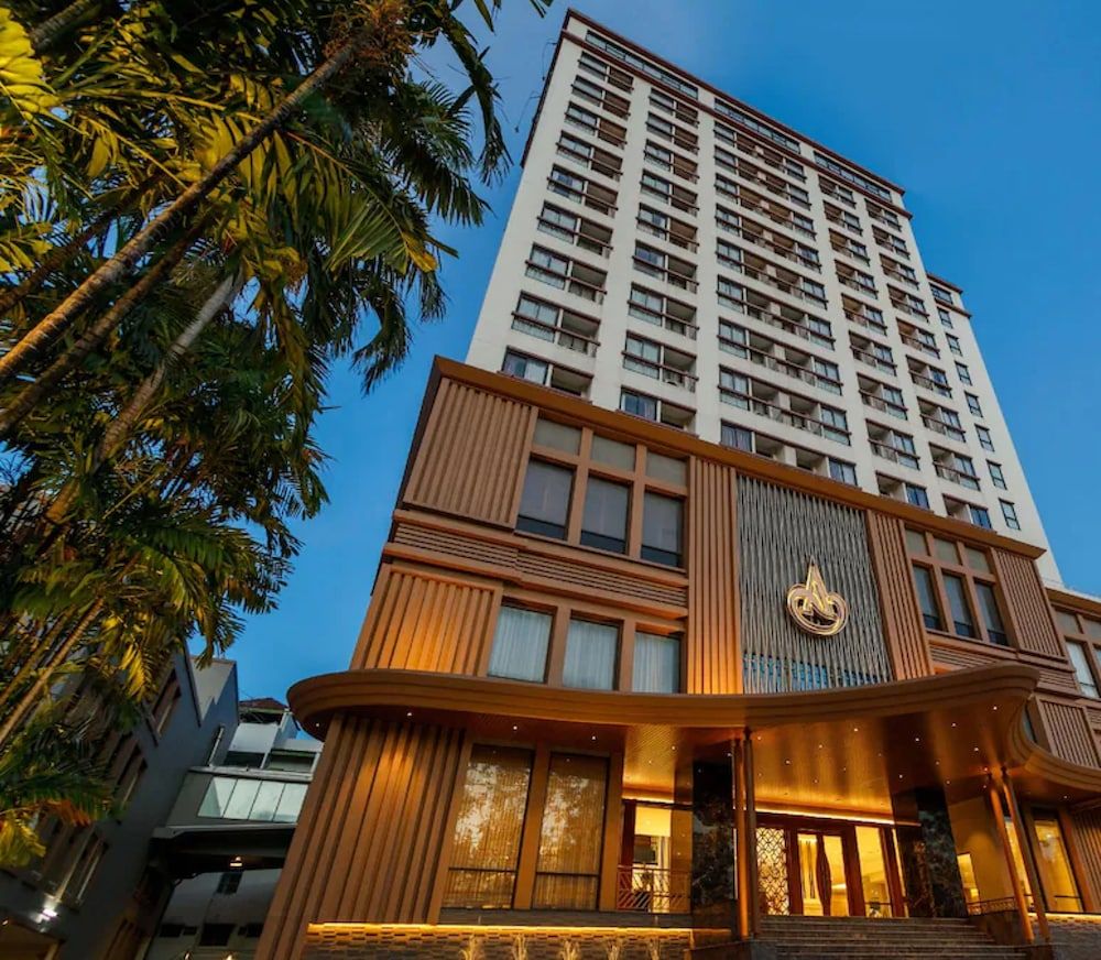 Amora Hotel Tapae Chiang Mai 1