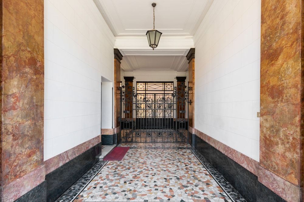 Milan Retreats Brera 2