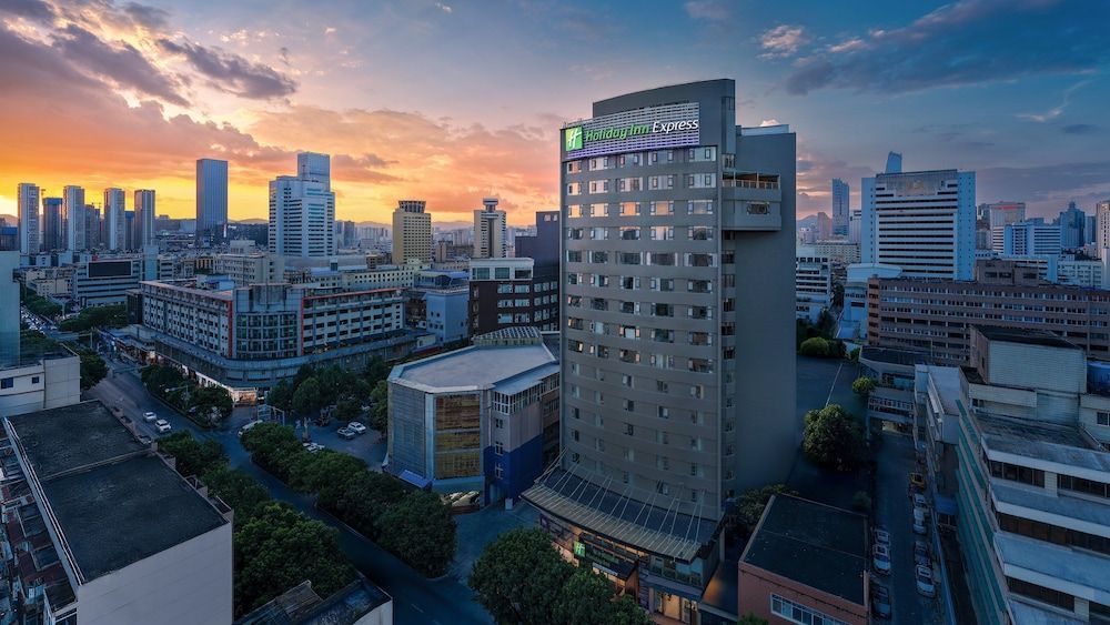 Holiday Inn Express Kunming Railway Station by IHG 1