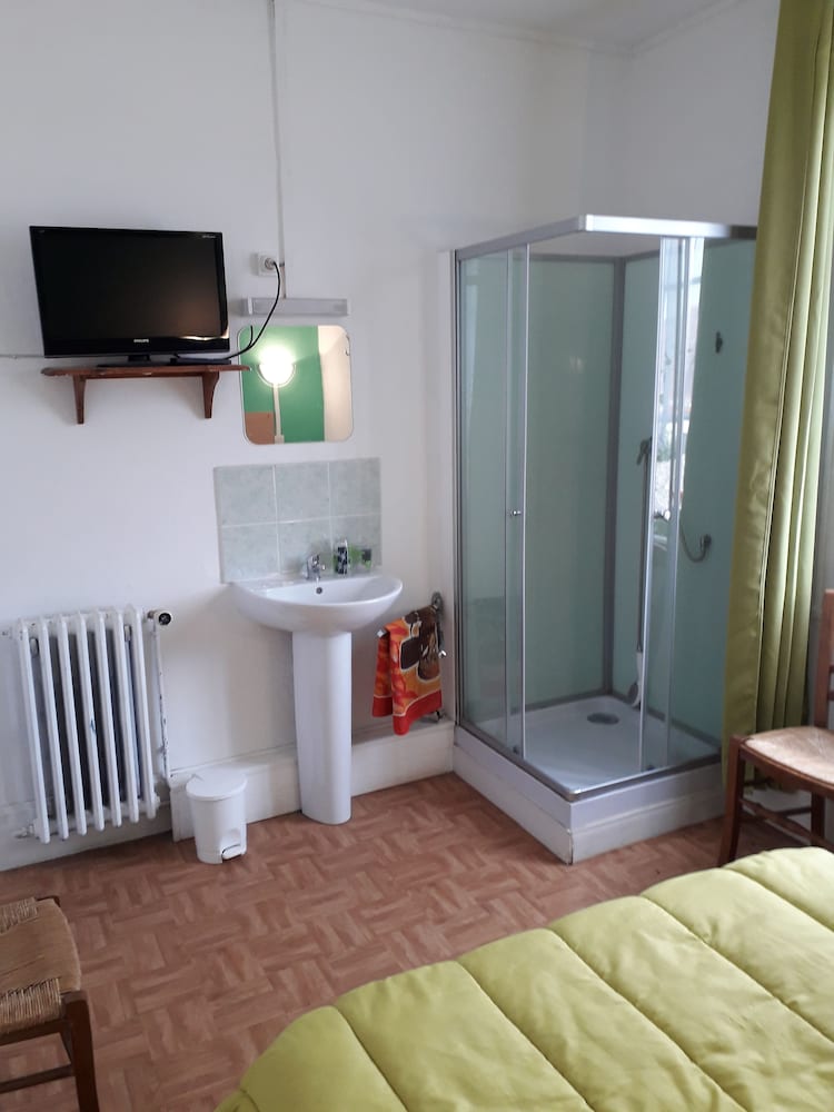 Auberge Des Pilotis 2