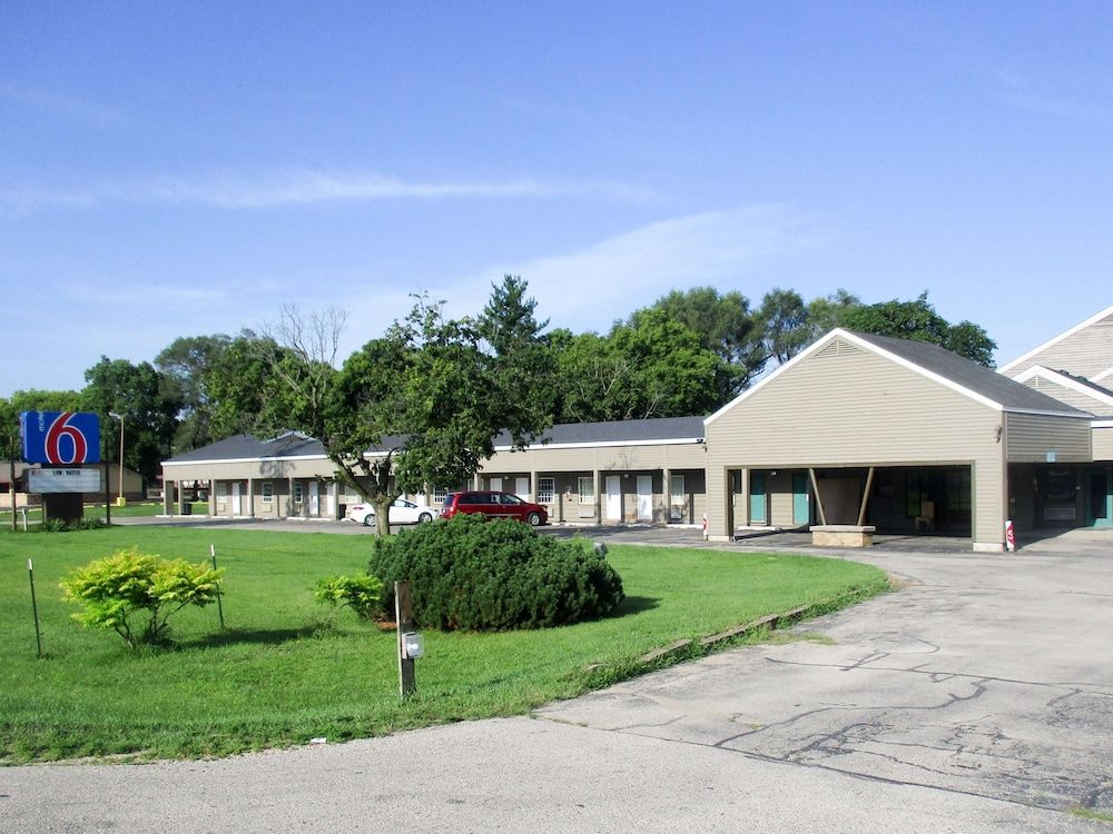 Motel 6-Prairie Du Chien, WI 1