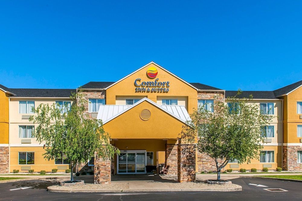 Comfort Inn & Suites Mount Sterling 1