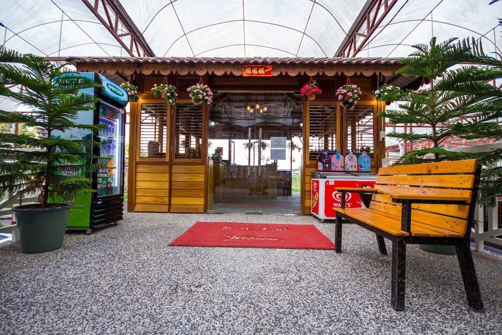 Kea Garden Mini Chalet 2