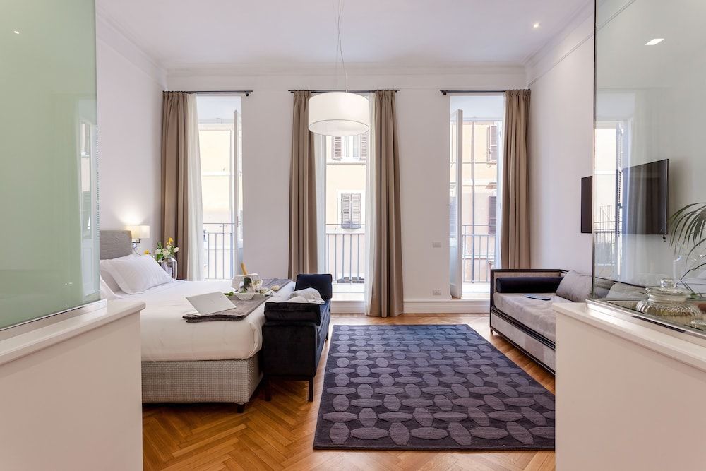 504 Corso Suites 1