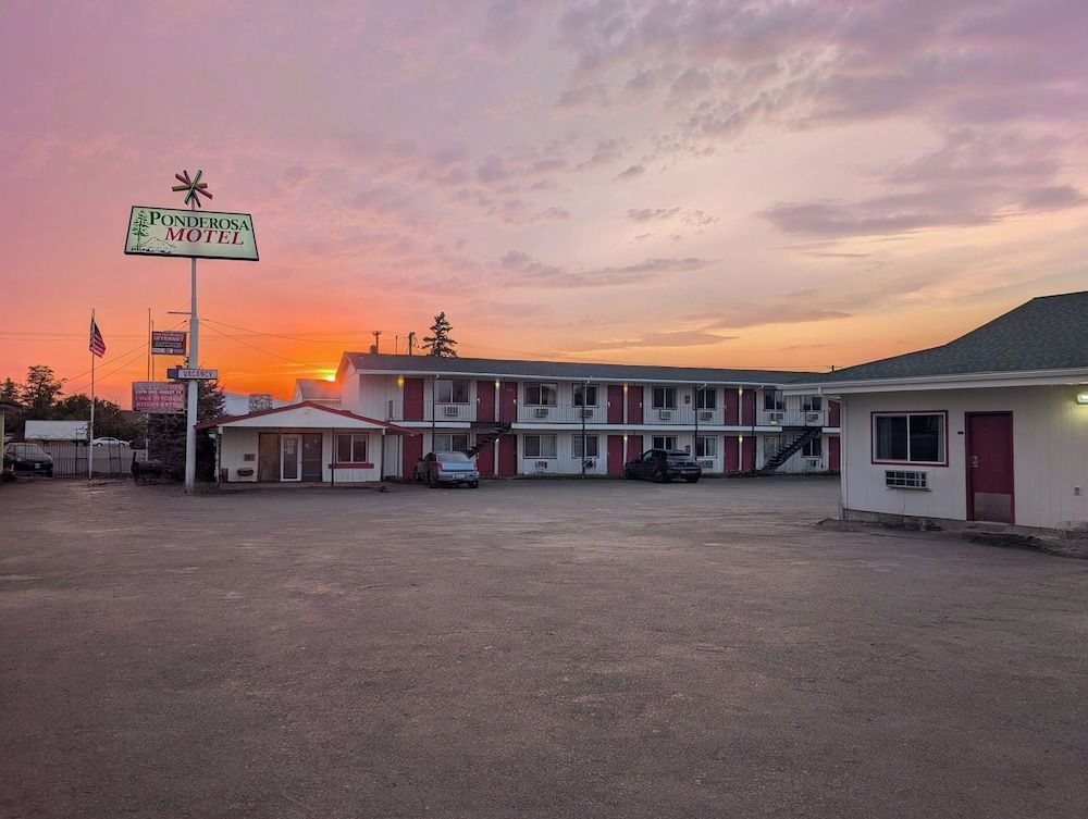 Ponderosa Motel 1