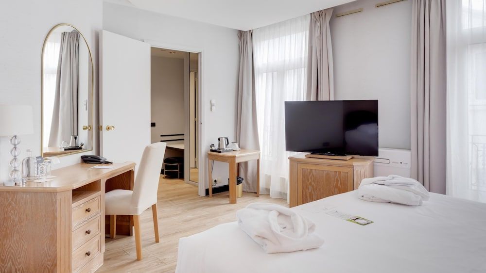 Best Western Plus Le Picardy Hotel & Spa 1