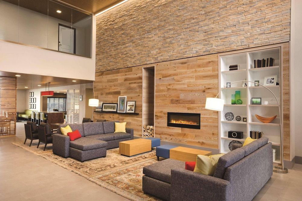 Country Inn & Suites by Radisson, Lawrence, KS 2