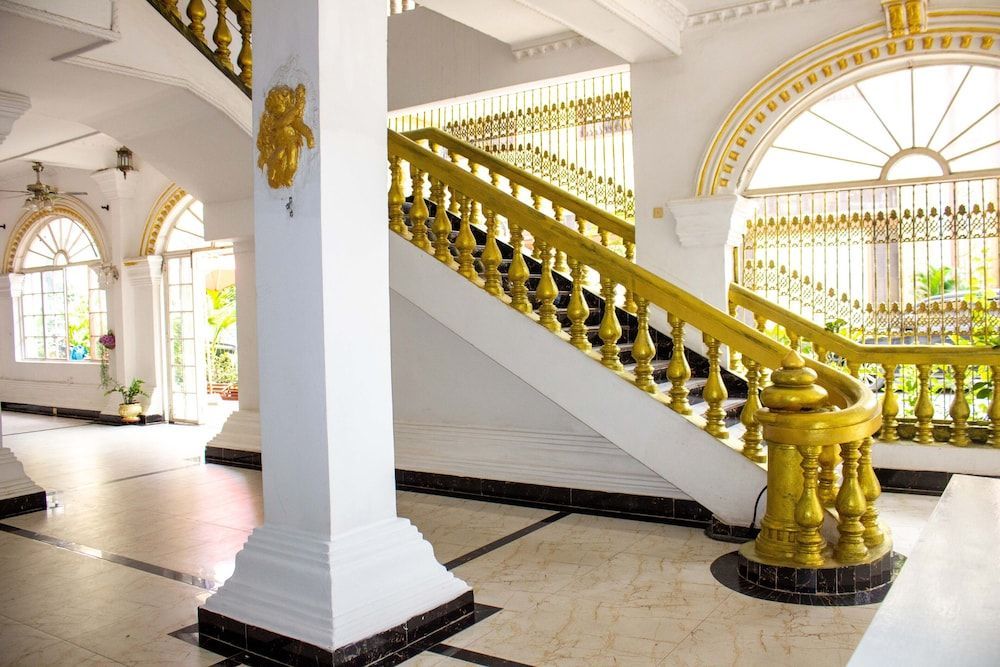 Le Hotel Hotel 2